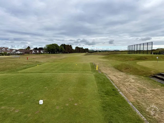 A wide view of the Annesley Links, with Dundrum Bay and the Mournes on the horizon.