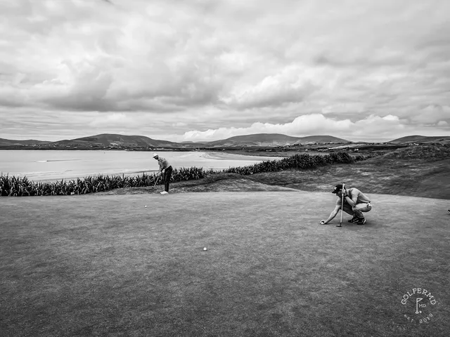 A wide hole at Waterville, the fairway set between sand hills and the Atlantic.